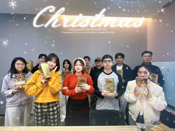 ae603e30-852d-4451-b1d6-17094cd125e5